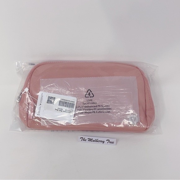 Lululemon Everywhere Belt Bag 1L Water Repellent NWT Fanny Pack Pink Pastel - Picture 9 of 16